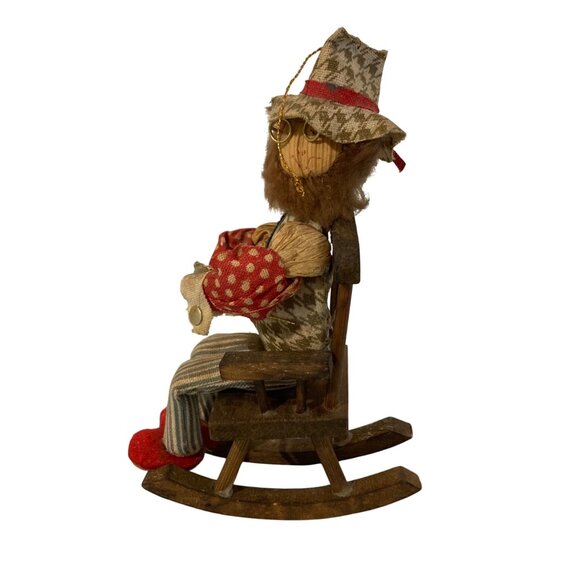Vintage Rustic Corn Husk Bearded Man Rocking Chair Ornament - Picture 2 of 7